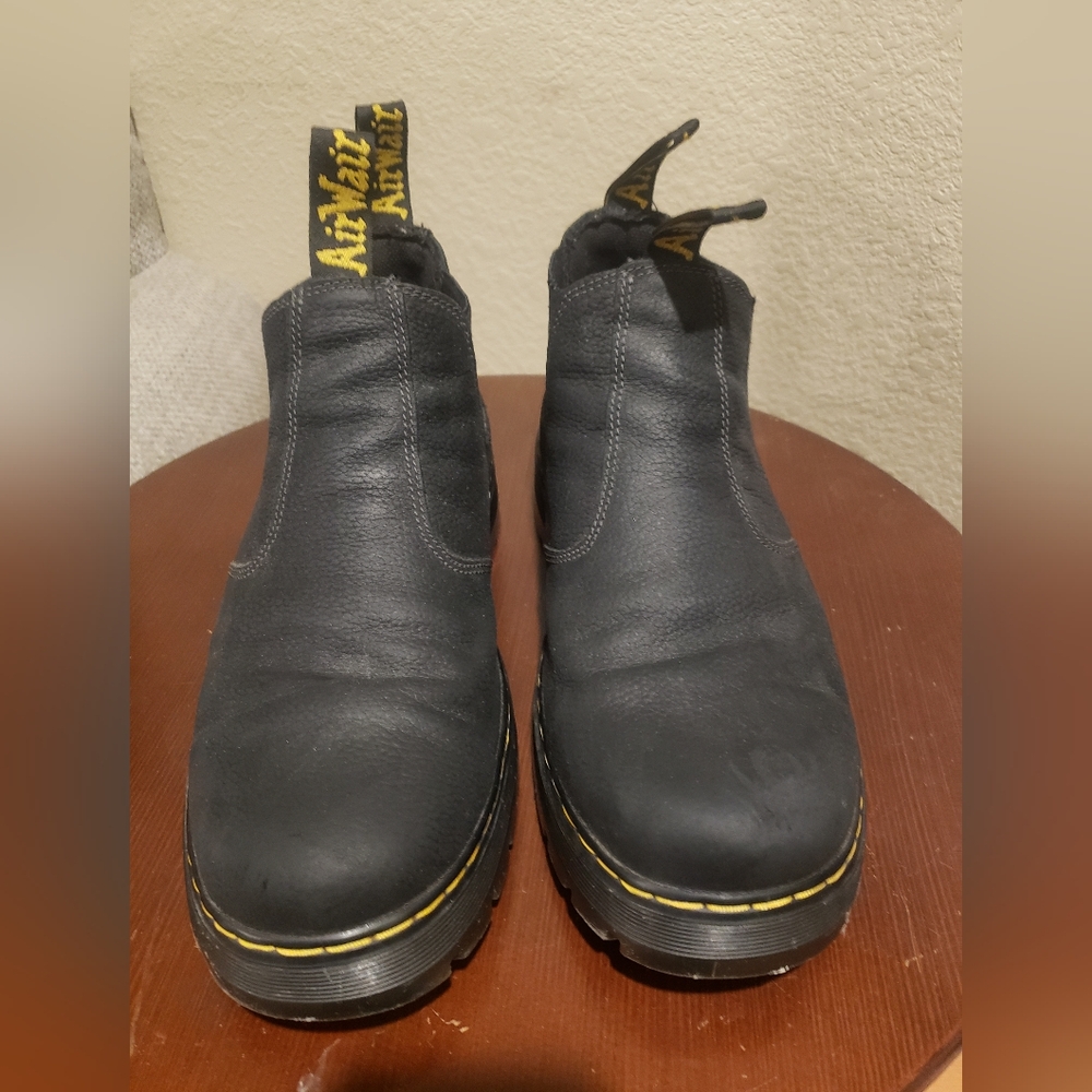 Airwalk Black Leather Men's Boots with Yellow Accents